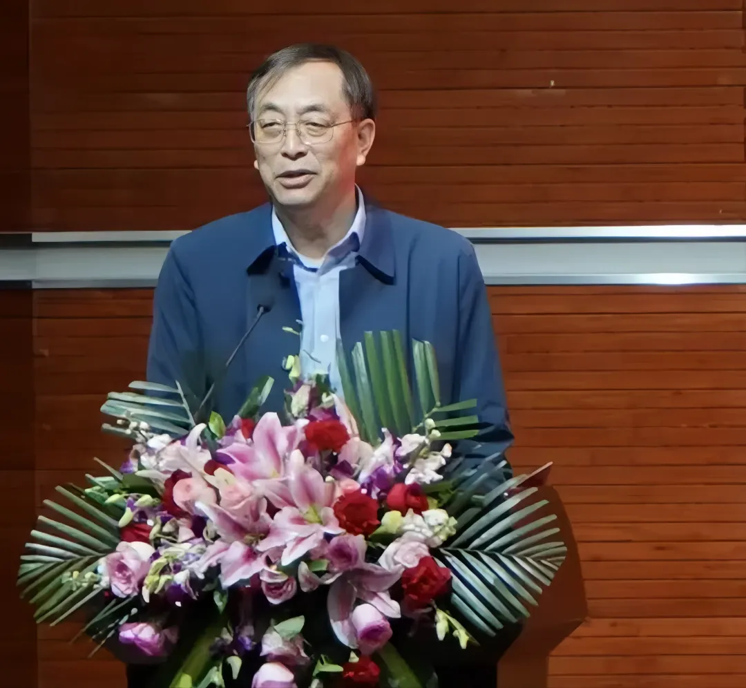 06漫画网站
 王立军院长.jpg